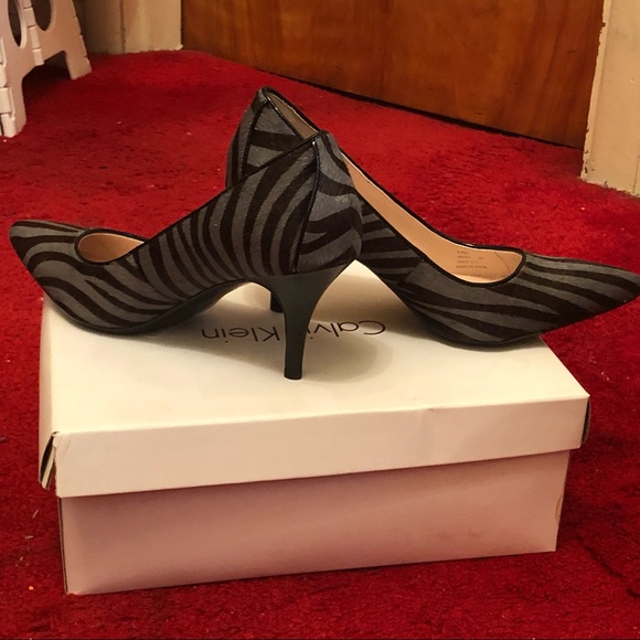 Zebra black/grey heels - Picture 2 of 4